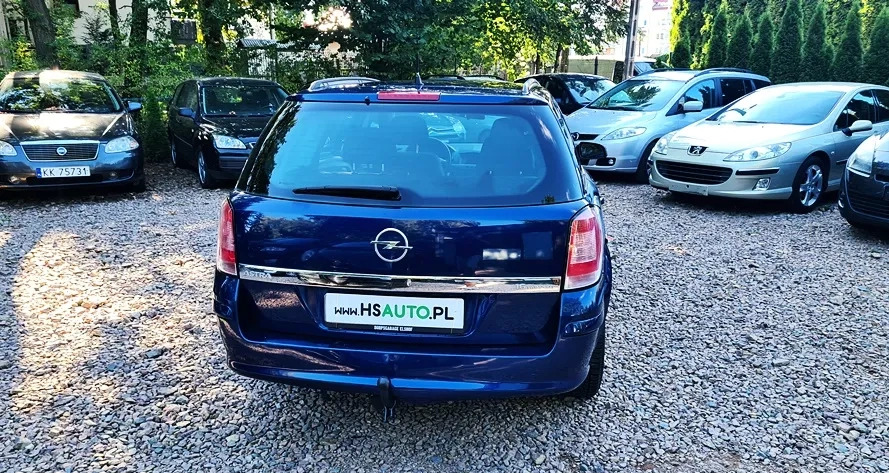 Opel Astra cena 11500 przebieg: 259000, rok produkcji 2006 z Dąbie małe 781